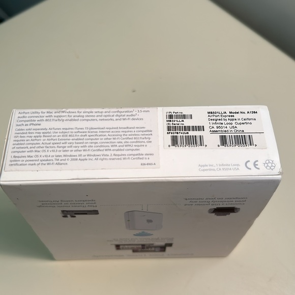 AirPort Express 1st Genertion GUC - Picture 2 of 6